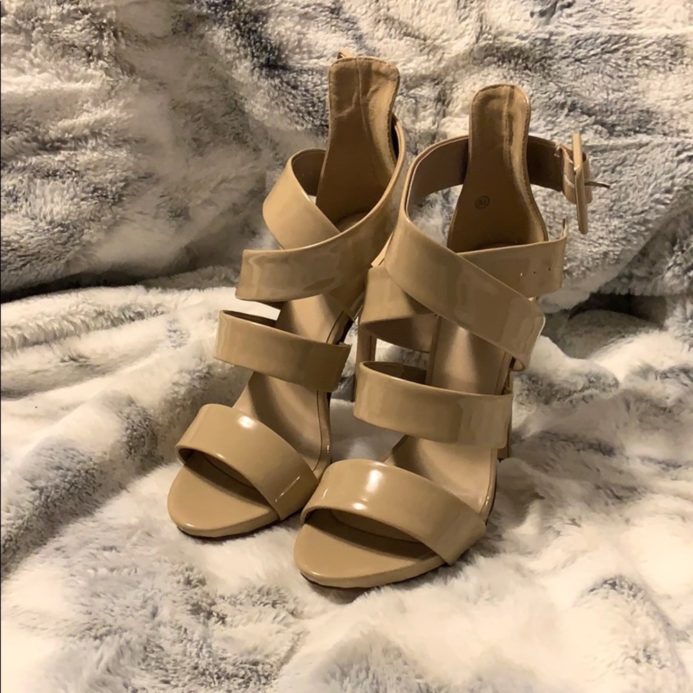 NEW NUDE HIGH HEELS ‼️